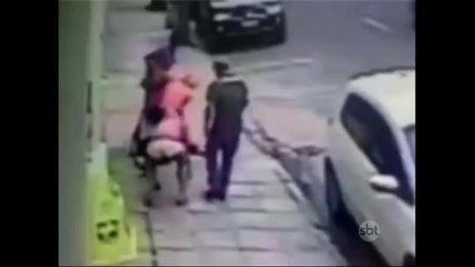 RS: Mulher é assaltada e agredida em plena luz do dia