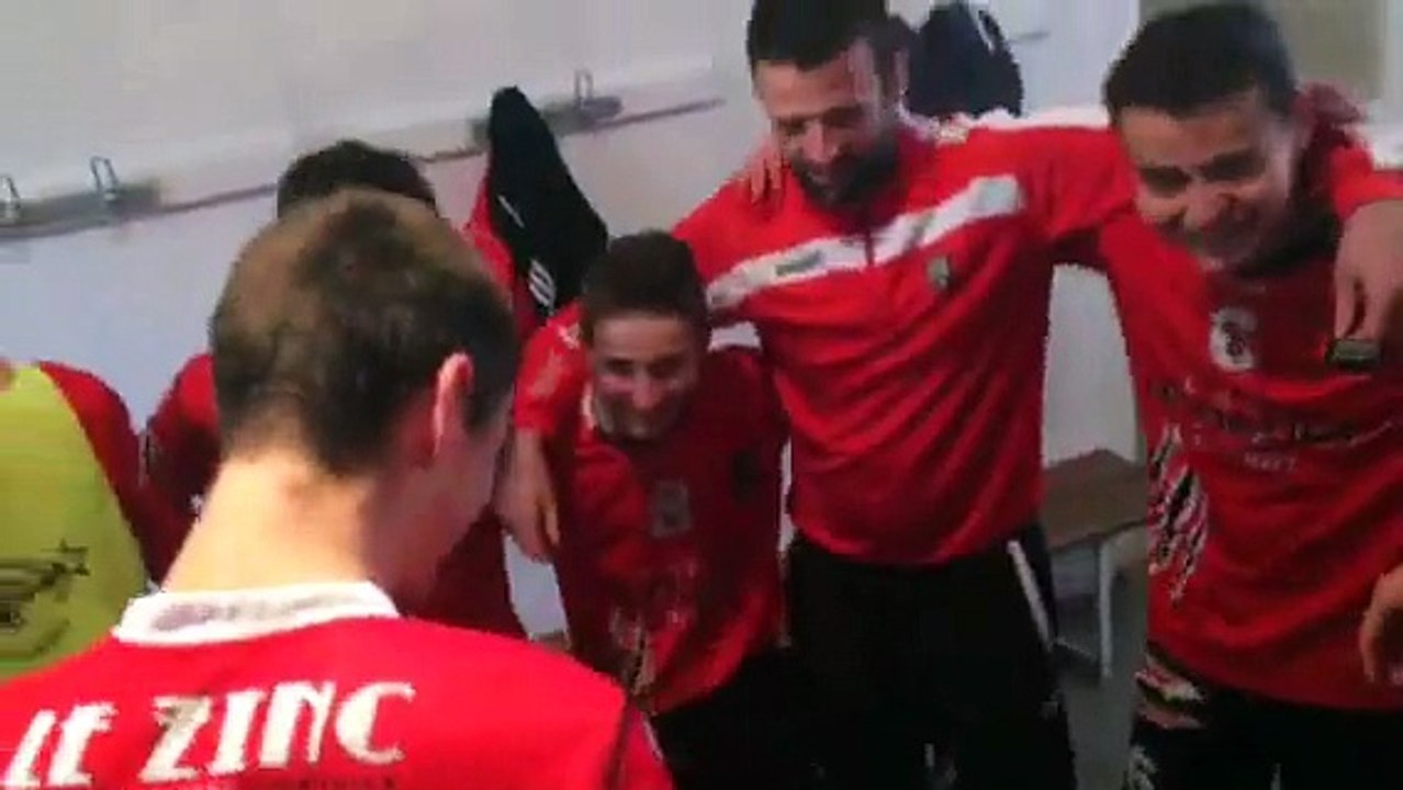 U16/U17 après leur victoire en Coupe Jarlier co...
