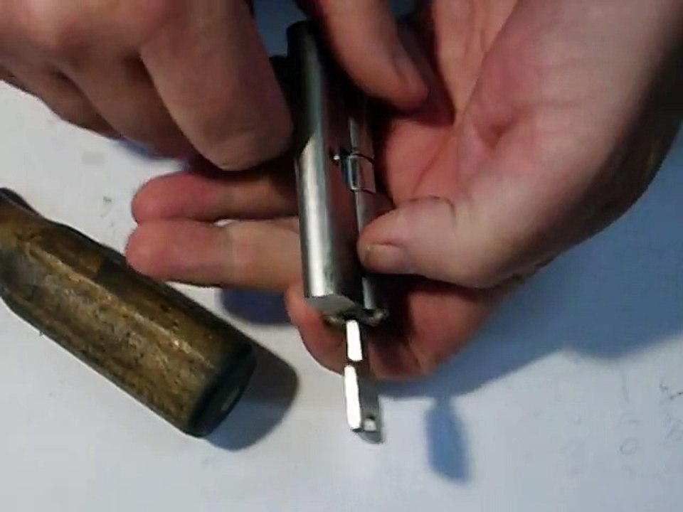 Zylinder schließt nicht selber Reparieren Video 14