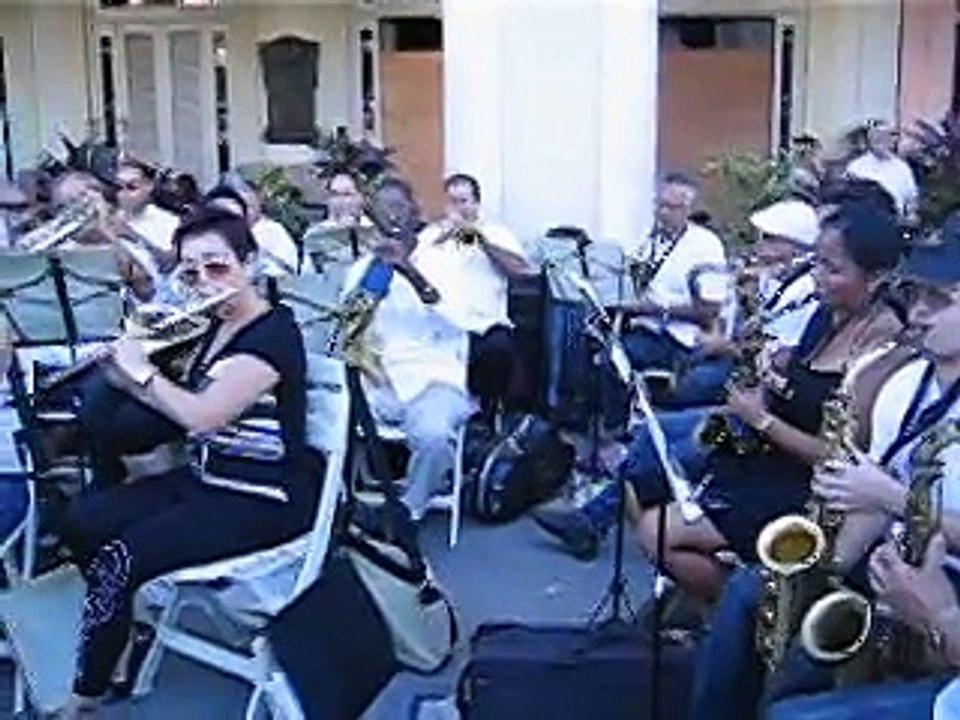 Oye como va.  Banda Régional de la Habana