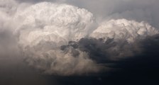 Les plus beaux orages et tempêtes dans un magnifique timelapse