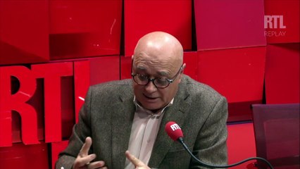 Le prix du pétrole est en chute libre