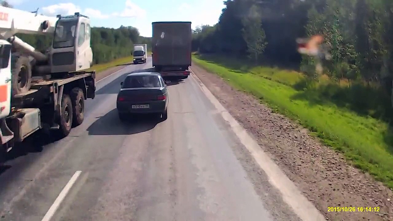 Double collision pendant un dépassement