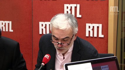 "Esprit de Noël où es-tu ?", s'exclame Pascal Praud