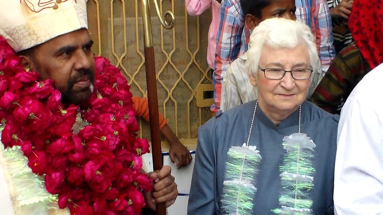 Ceremony of Confirmation for holy Communion by RT.Rev Alwin samuel (Bishop OF Sialkot diocese 29/11/2015 AT Peterson Mem