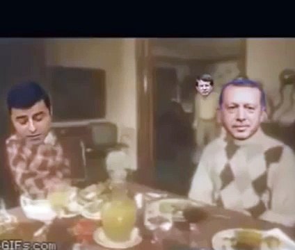 Demirtaş Erdoğan Davutoğlu Vine siyaset (Tayyip erdoğan sen başkan) Yaw hehe