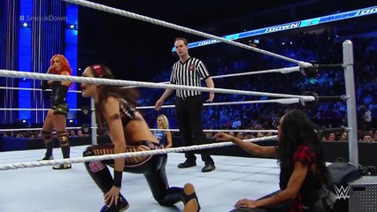 Brie Bella vs. Becky Lynch: SmackDown, December 3, 2015