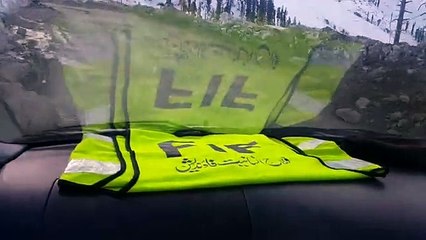 چترال سے آگے ھزاروں فٹ بلند برف پوش چوٹیاں عبور کرکے زلـــزہ متاثرہ علاقوں میں خدمت کے لیے پہنچ رہے ہی | FIF