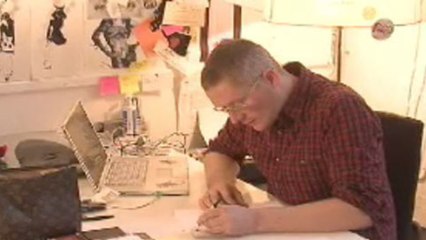 Giles Deacon Gets Arty