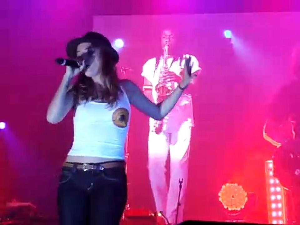 ❤ Emma Daumas ❤ - "Rehab" CONCERT