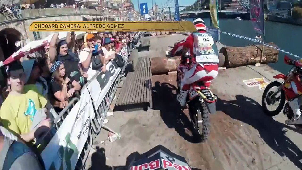 La course Moto Trial la plus dingue du monde - Red Bull