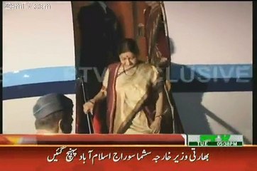 This is How Sushma Swaraj got Welcomed in Pakistan Today – Exclusive Video
