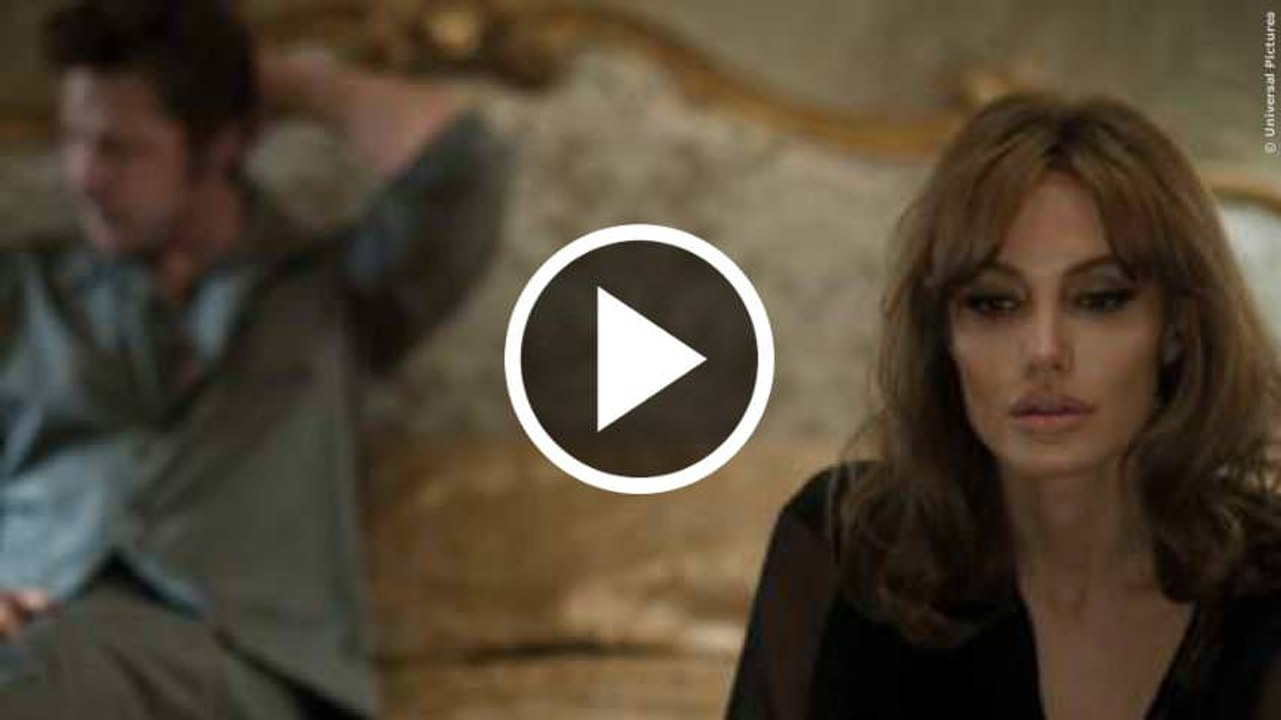 Brad Pitt als Roland in By The Sea (Deutsch)