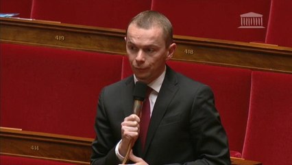 Question au Gouvernement le 8 décembre 2015 sur les conséquence du frêt ferroviaire sur la rive droite du Rhône