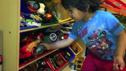 Open easter eggs surprise thomas the tank engine train and friends