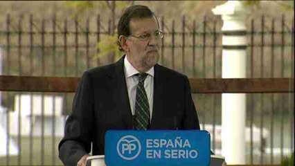 Rajoy dice que el PSOE no es creible y le aconseja organizarse para el futuro