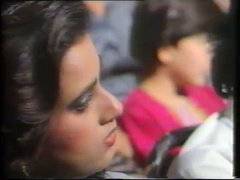 Nayyara Noor_ Watan Ki Mitti Gawah Rehna- Milli Naghma