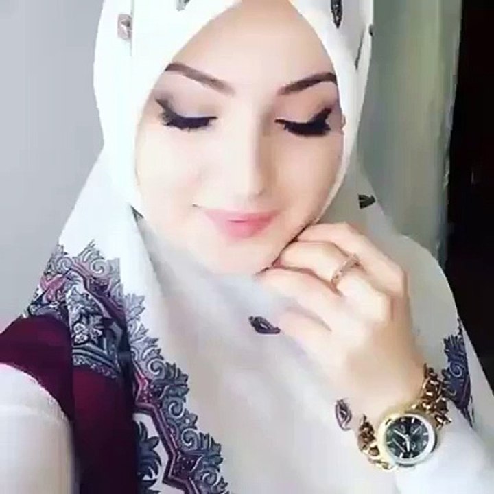 انها فتاة تونسية صلي عالنبي  plus belle femme du monde