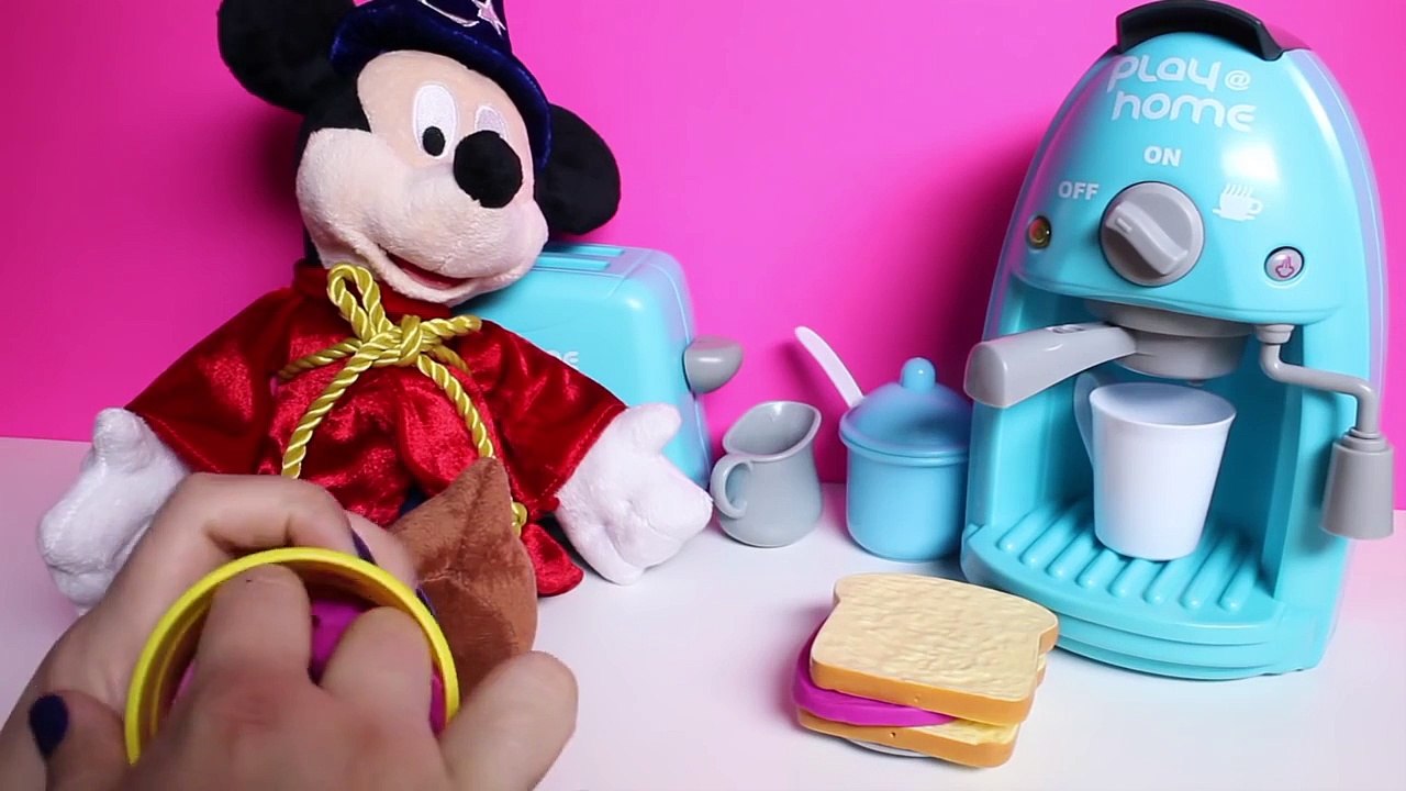 Coffee Maker & Toaster Play@Home Cooking Set Kitchen Appliance Set Toy Food Play Food Vide