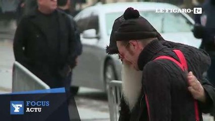 L'émotion des Eagles of Death Metal devant le Bataclan