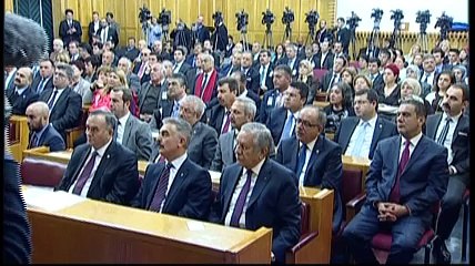 Devlet Bahçeli; "Ülkemiz Bu Kadar Ağır Sorunlarla Boğuşurken Başkanlık Sevdası, Fırsatçılık Ve Ganimet Avcılığıdır"