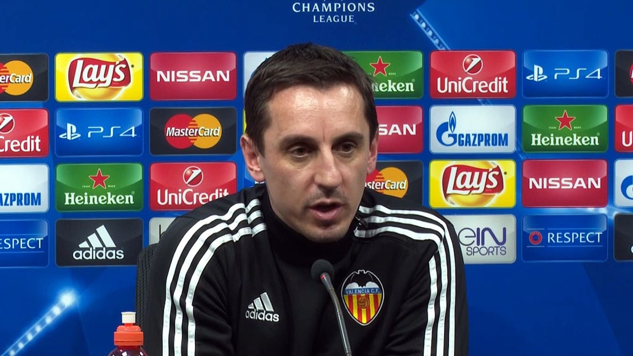 Valence - Neville : "Je fais au plus simple"