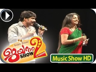 Afsal & Meera Nandan - Singing Song -  Anuraga Vilochananayi In - Jayaram Show 2 Europe
