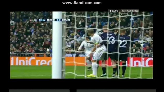 Cristiano Ronaldo Scores Amazing Free Kick - Real Madrid - Malmo 3-0
