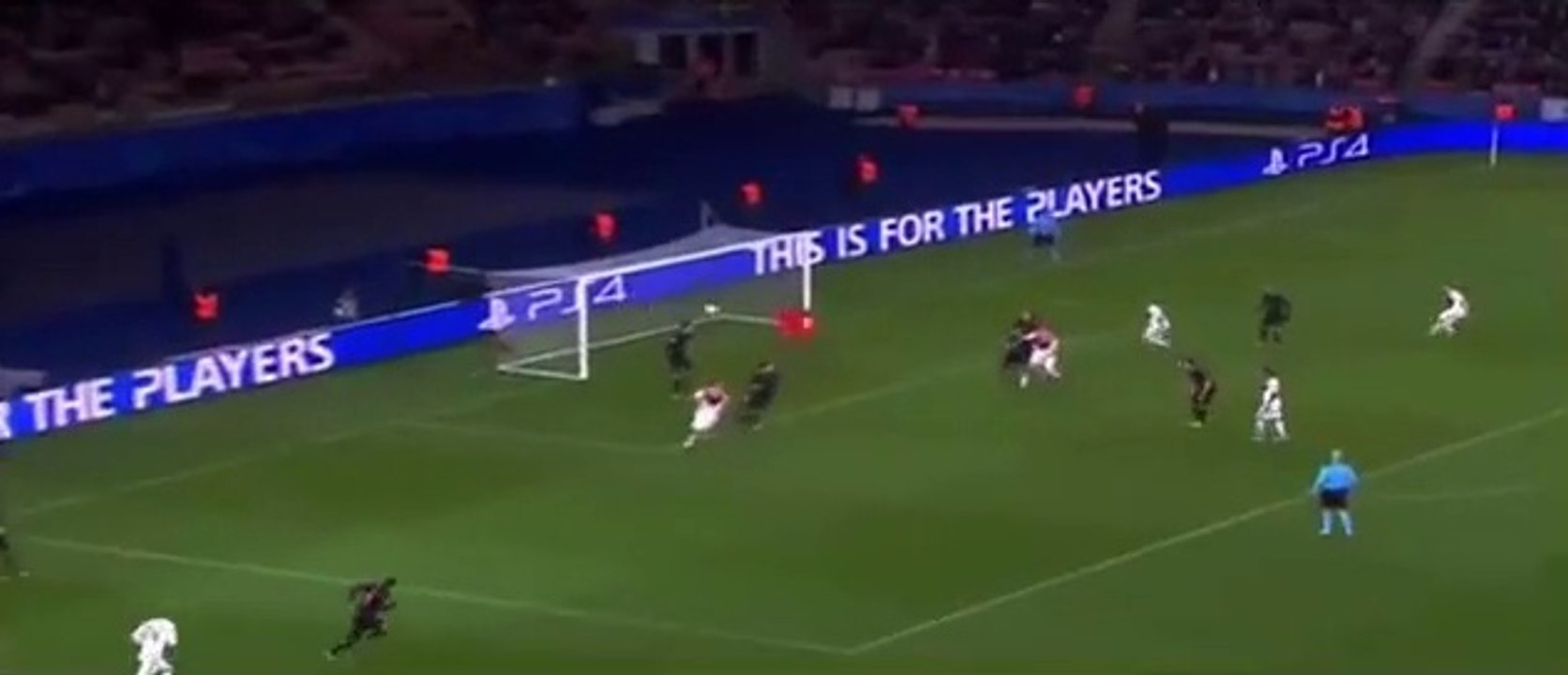 Zlatan Ibrahimovic Amazing save Vs Shakhtar Donetsk ● PSG Vs Shakhtar Donetsk ● 08/12/2015