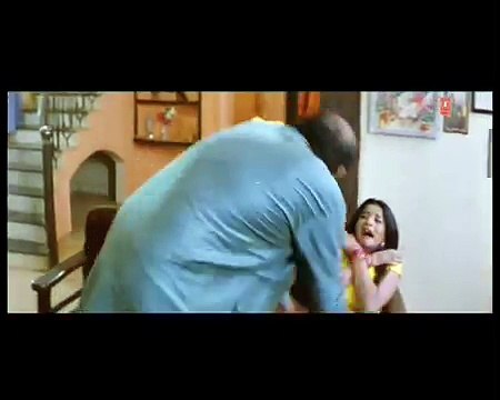 Monalisa Struggling scene from Bhojpuri Movie - Bhaiya Hamaar Dayavaan