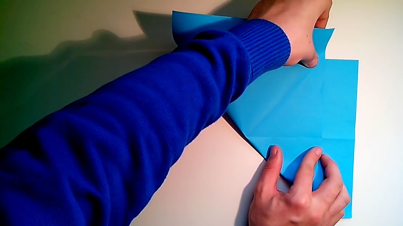 Como hacer un avión boomerang de papel que vuelve Origami