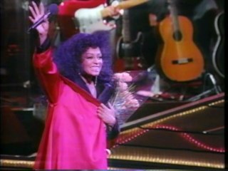 Diana Ross - REACH OUT AND TOUCH SOMEBODY'S HAND - in Tokyo 1992.4.5