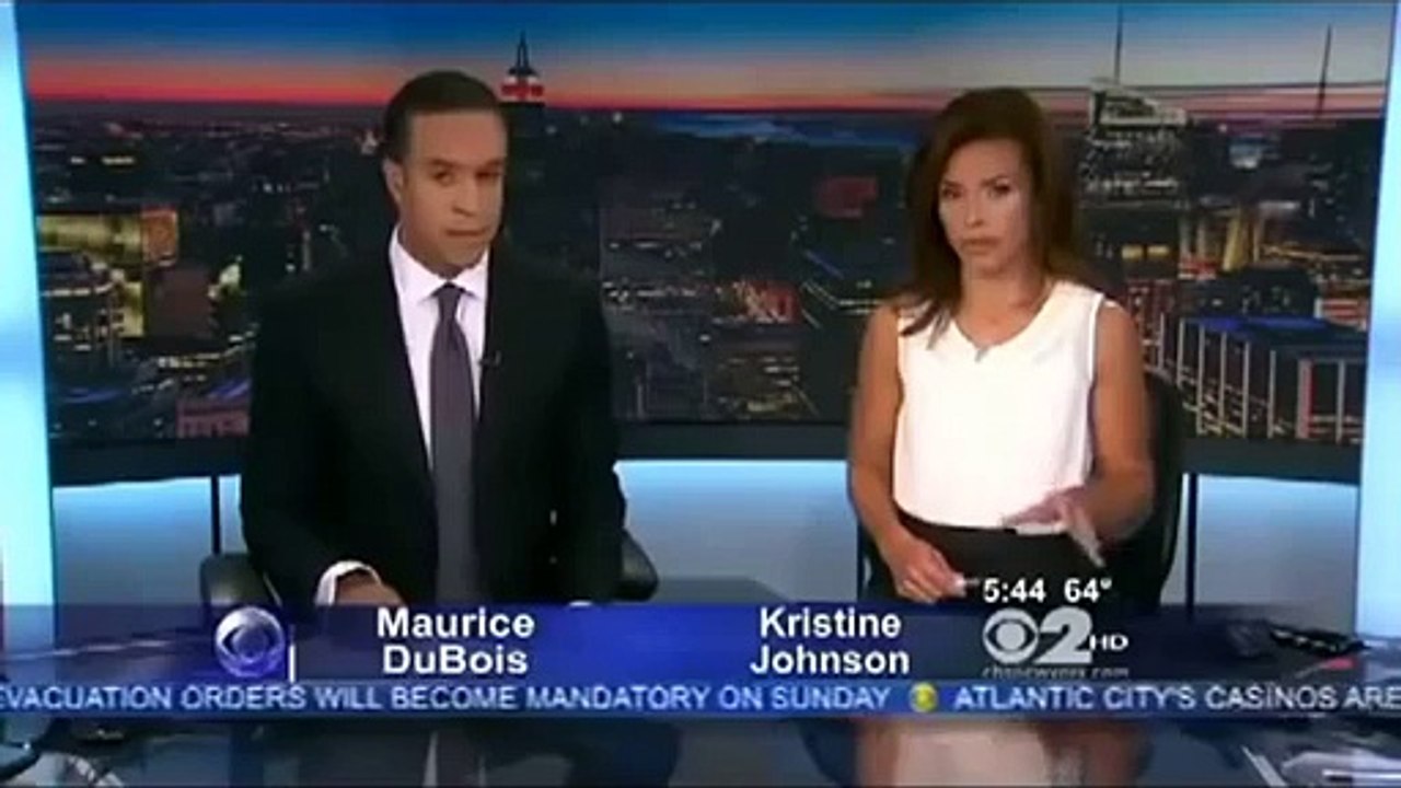 Il se fait couper la jambe à cause d'une chute de crucifix dans une église... Fini les prières...