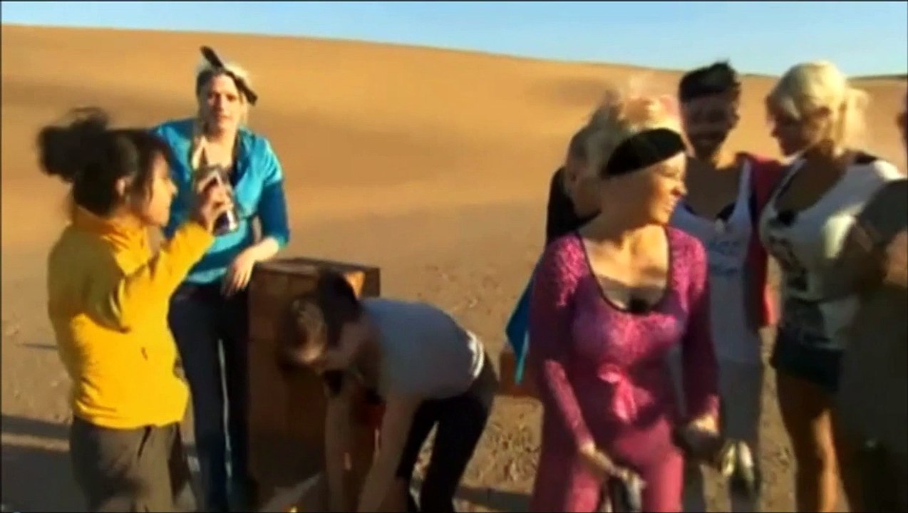 Wild girls auf high heels durch Afrika, part 1