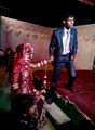 Funny Video - Groom's Pant Zip is open while posing for marriage photos