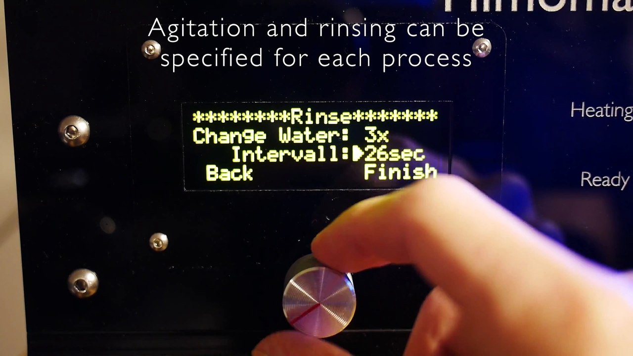 Un passionné construit une machine qui colore les film - Filmomat - Automatic color film processor - copie