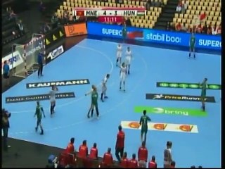Crna Gora vs Madjarska /1 poluvrijeme (SP za rukometašice u Danskoj 11/9/2015 rtcg2)