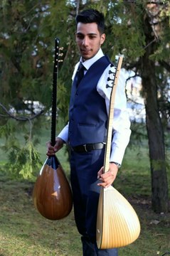 Zeki Sakin Bir Bilene Soralım Aşkı Kim İcat Etti