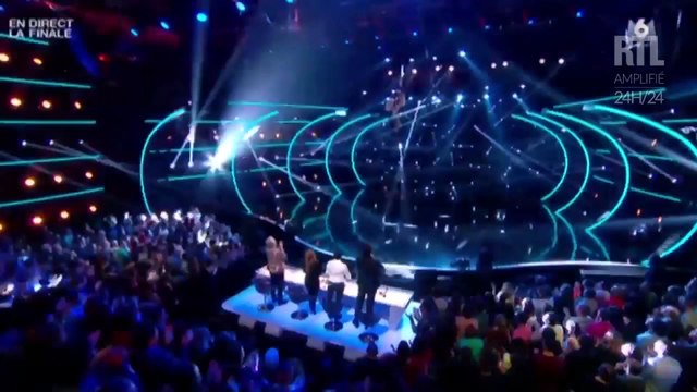 VIDÉO - Grosse frayeur pour deux acrobates à La France a un incroyable talent