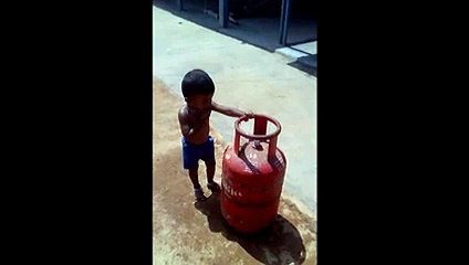 whatsapp funny videos 2015 2016   small baby try to take cylinder   whatsapp funny videos