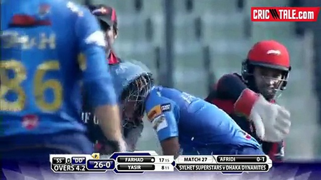 Yasir Shah vs Shahid Afridi in BPL 2015 !!