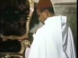 فيديو...نادرعن حياة المغفور له الملك الحسن الثاني داخل القصر الملكي