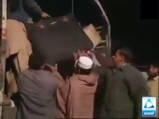 Unseen video of Nawaz Shreef Family In 1999 going To jaddah with 110 suitcases