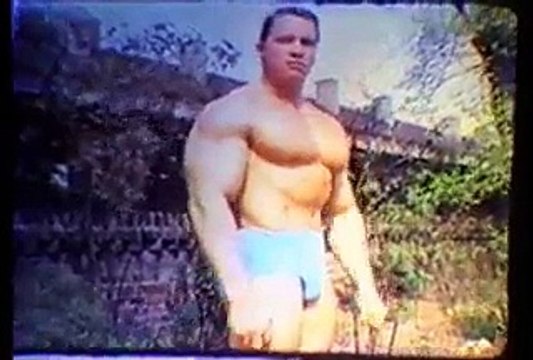 ARNOLD SCHWARZENEGGER - FOREVER YOUNG EARLY TRAINING AND POSING - Bodybuilding Muscle Fitness