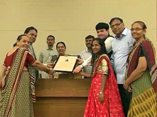 Gandhinagar Gujarat CM meeting with Morbi Ceramic Tile Manufacturers