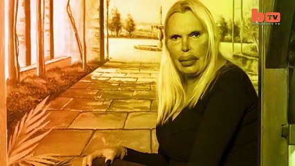 Transsexuelle, elle dépense 70 000 EUR en chirurgie en quête du corps parfait