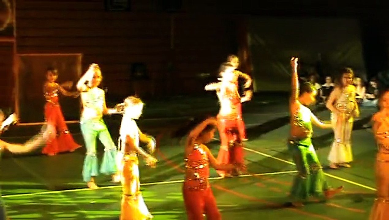 DVD Gala 2015 - 19 - Danse poussines