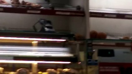 Criminal Raccoon Easily Steals Doughnuts