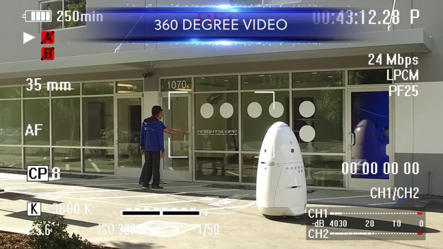 Robots policía Knightscope K5 patrullan las calles de California