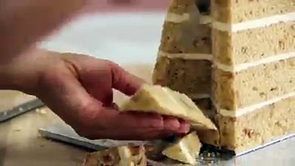 Kate Middleton handbag cake